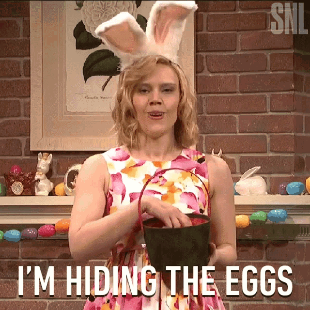 im-hiding-the-eggs-kate-mckinnon.gif