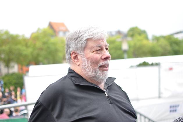 Steve Wozniak speaking to reporters.