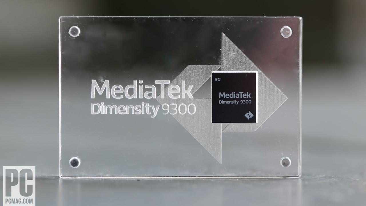 mediatek-challenges-qualcomm-with-ai-assisted-dimensity-9300_cuka.1920.jpg