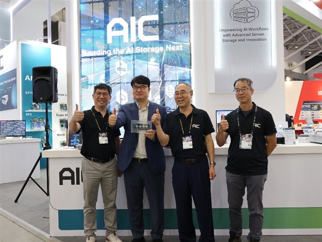 Kim formalizes strategic partnership with Taiwan-based AIC Inc. through MOU signing. Credit: DEEPX