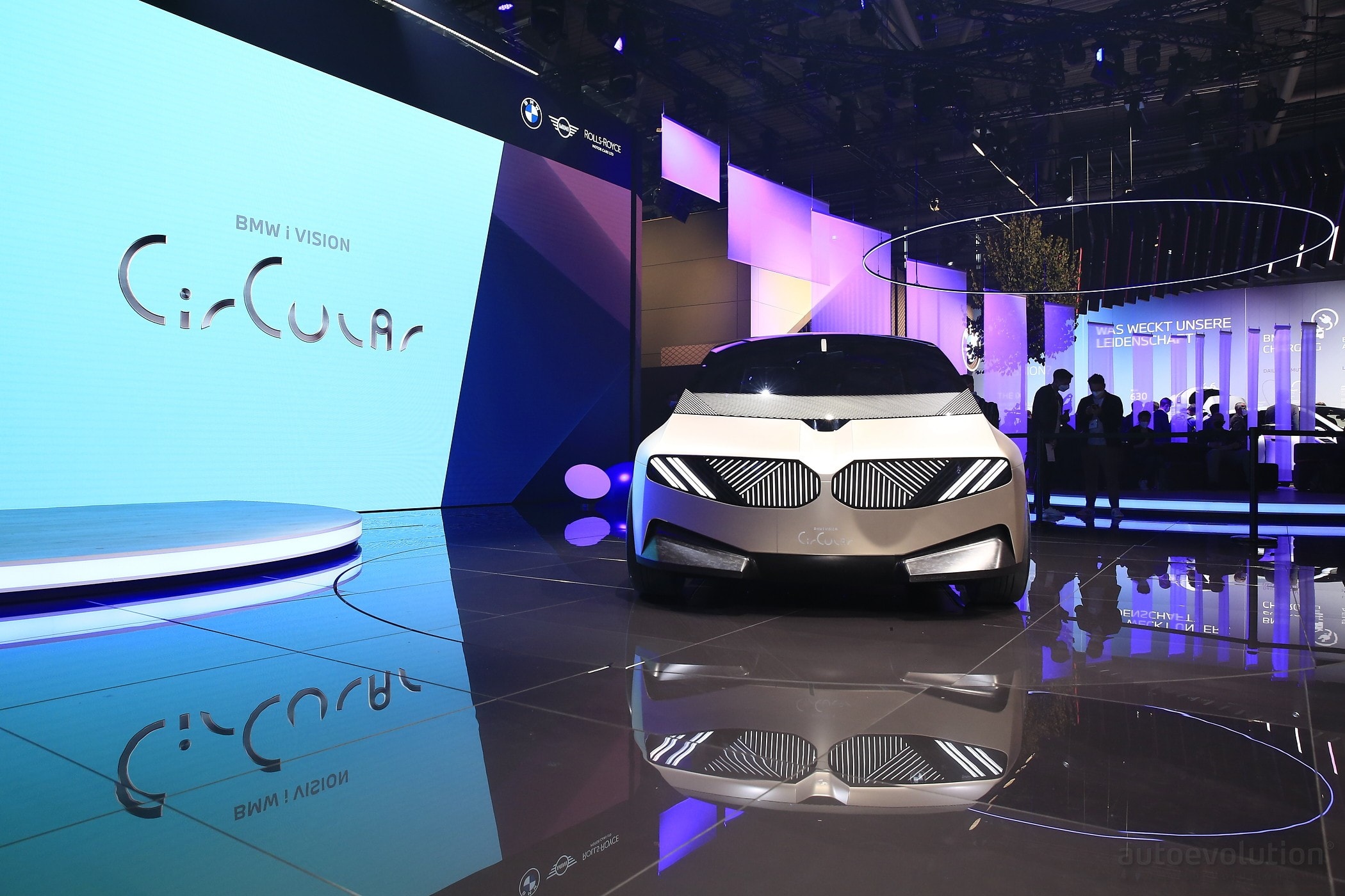 www.autoevolution.com